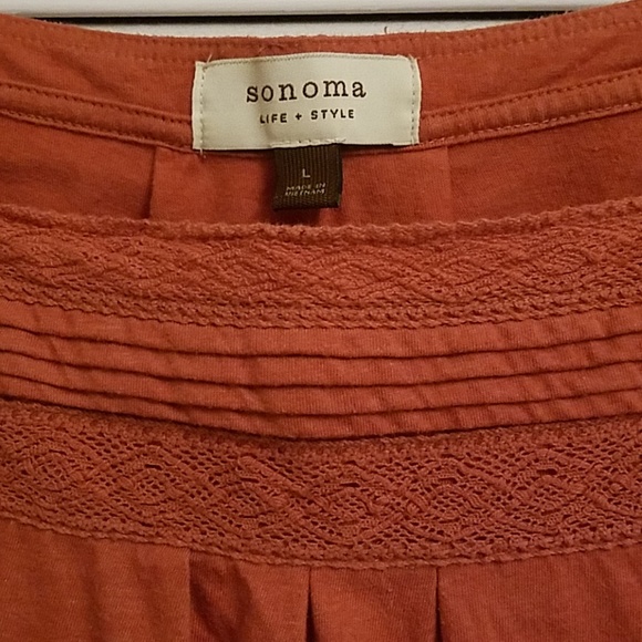 🍁 Shirt - Picture 3 of 6